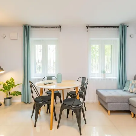 アパート W Sopocie W Przyziemiu By Grand *