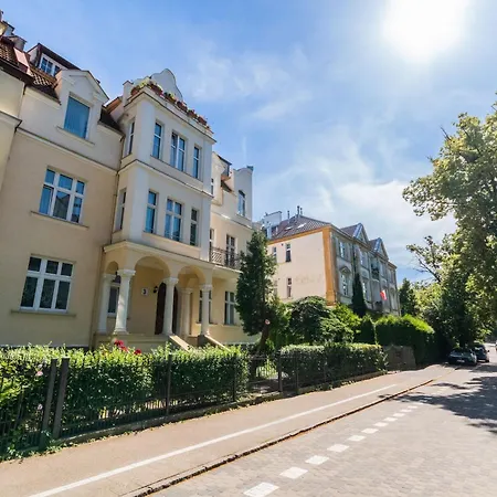 W Sopocie W Przyziemiu By Grand ソポト