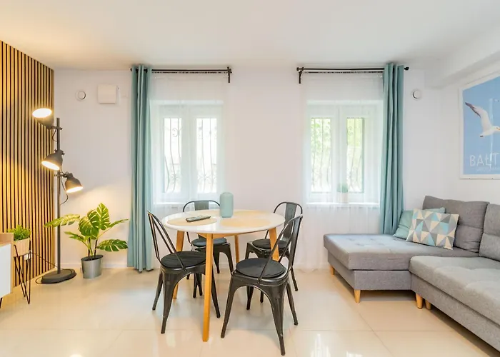 Apartment W Sopocie W Przyziemiu By Grand *